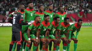 قبل ساعات من مواجهة الأرجنتين.. منتخب بوركينا فاسو "عالق" في المغرب