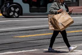 US Retail Sales Fall by the Most in More Than a Year