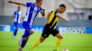 ¡Peñarol vs Juventud! ¿Podrá el Carbonero Recuperar la Cima Hoy? - Imagen principal del artículo