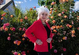 El manuscrito que Isabel Allende sacó de la basura y dio vida a 'La casa de los espíritus'