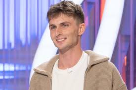 Braden Rumfelt Overcomes Career-Ending Injury To Shine on 'American Idol' With Goosebumps-Inducing Audition