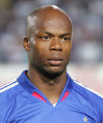 Sylvain Wiltord. wiltord, bleus Poste : Milieu offensif. Né le 10 mai 1974 à Neuilly-sur-Marne, 32 ans 1m74 pour 76 kg. Club actuel Lyon - wiltord-bleus