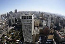 Temperatura vai cair em São Paulo nesta sexta, 30: veja a previsão do tempo em dez capitais