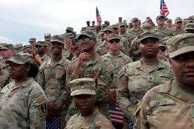 Trump anuncia el envío de cheques de US$ 1.776 a casi un millón y medio de militares antes de Navidad