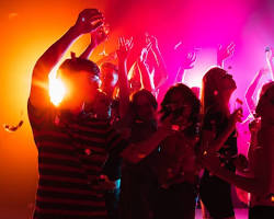 Image of Silhouettes of musicians in motion wallpaper