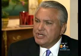 Raul Martinez to run for Hialeah Mayor in 2011…God help Hialeah! - raulmartineztofunforhialeahmayor