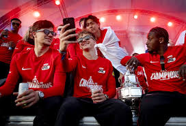 Go Ahead Eagles - Az