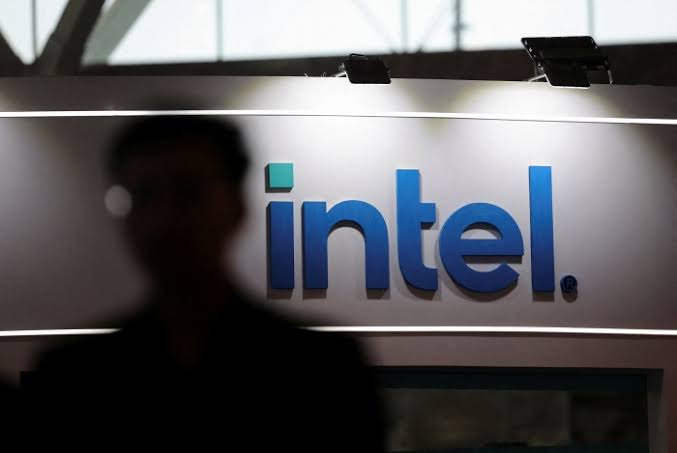 Intel upsizes stock offering to raise $20 billion, pricing 210.5 million shares at $95 each; deal expected to close Aug. 12