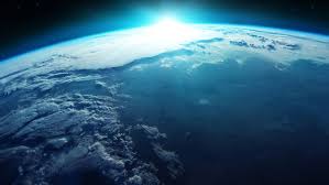 O posibilă planetă similară Pământului, „potenţial locuibilă”, descoperită de astronomi