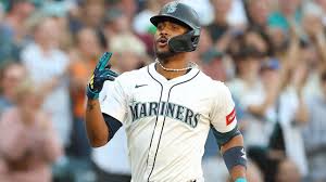 Mariners' Julio Rodriguez expected to return on Saturday