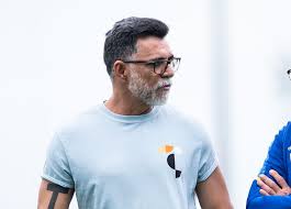 Ex-diretor do Cruzeiro é preso em aeroporto antes de embarque à Copa do Mundo