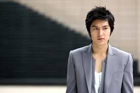 Résultat de recherche d'images pour "lee min ho"