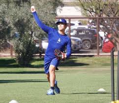 「かなり簡単な決断」山本由伸、開幕投手決定…ロバーツ監督は全幅信頼 20日パドレス戦で総仕上げ サイ・ヤング賞の期待