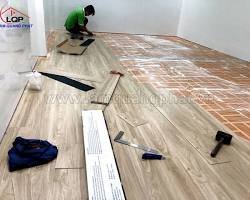 Hình ảnh về Nước lau sàn nhựa giả gỗ