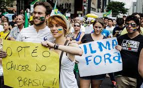 Resultado de imagem para fotos das manifestacoes contra dilma