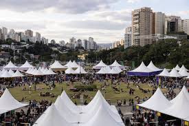 De transporte a alimenta\u00e7\u00e3o, veja informa\u00e7\u00f5es para aproveitar a Feira do Livro