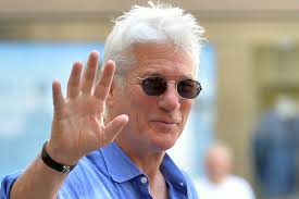 Resultado de imagem para aniversario de richard gere