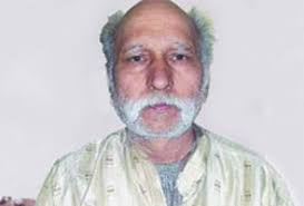 Now 68-year-old Udaybhan Singh alleges he is in danger after filing an RTI plea on illegal charges at public conveniences in Delhi. - warhero