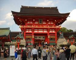 Kuil Fushimi Inari, Japan