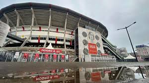 Ajax-fans dumpen massaal kaarten voor duel met FC Groningen na reeks verliezen