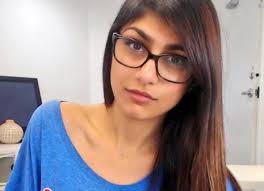 תוצאת תמונה עבור من هي ميا خليفة