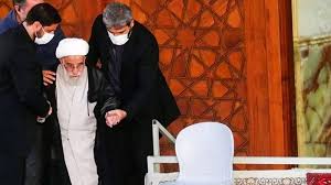 آیت‌الله جنتی ویلچرنشین شد + عکس