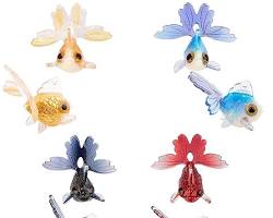 keychain with a goldfish charmの画像