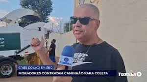 Após uma semana sem coleta de lixo, moradores contratam coleta particular em Santa Bárbara d'Oeste