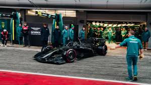 F1 testing 2026: Adrian Newey-designed Aston Martin emerges