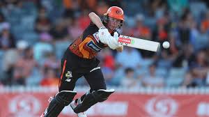 Mooney 94* seals finals spot for Scorchers, Heat finish tournament winless