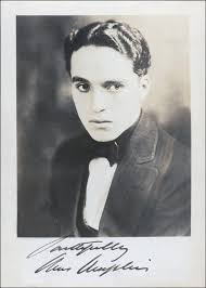 Tat Tan Tat Ve Charlie Chaplin Photo Shared By Eric | Fans Share Images - charlie-chaplin-signed-photo-1430969977