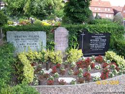 Grab von Carl Fisser (12.10.1893-19.12.1981), Friedhof Emden ...