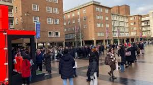 Hundreds queue for 1p football shirts in Coventry