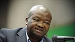 Twitter chuckles teleprompter trips Bantu