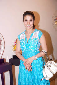 urmila matondkar साठी प्रतिमा परिणाम