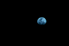 Guia da Lua Azul de maio de 2026: saiba quando ocorre o raro fenômeno que fará o mês terminar com duas luas cheias