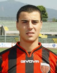 Stefano Riccio | 03/01/1989 | Italia | Difensore | Tutti i video, foto, notizie e commenti. | Emozione Calcio | Il calcio ... - StefanoRiccio