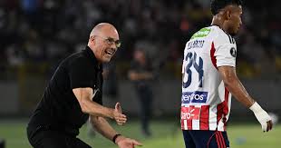 Ambiente de Copa: Alfredo Arias condicionó partido del Junior contra Sporting Cristal