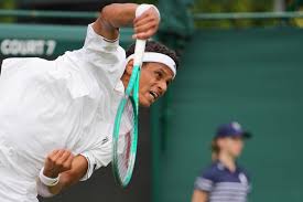 Wimbledon | Gabriel Diallo revient de l’arrière et l’emporte