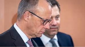 AfD bleibt stärkste Kraft in Umfrage – Deutsche zweifeln an Reformfähigkeit der Regierung