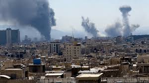 US-Israel Strikes Iran: Casualties, Retaliation, and Global Impact