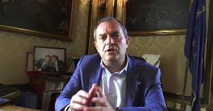 De Magistris: “Classifica ancora buona. Conte? Ha un punto debole”