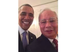 ... dimuat naik di akaun Twitter milik Perdana Menteri Malaysia itu dengan keterangan &quot;My Selfie with President Obama&quot; (Selfie saya bersama Presiden Obama). - selfie%2520najib%2520obama%2520edit