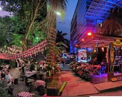 parque-lleras-medellin-colombia