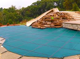 Baker Pool Service | Custom Covers