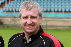 Lyn Jones unveiled as Newport-Gwent Dragons director of rugby. 10 Jun 2013 15:05. The ex London Welsh boss has taken over at Rodney Parade and hopes to ... - 1Lyn-Jones-4289111