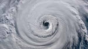 Saison des ouragans 2025: Prévisions revues à la baisse, soyez prêts! - Imagen principal del artículo