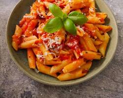 Image of Tomato and Basil Pasta