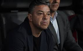 River vs. Racing: Formación Sorpresa y Estrategias Clave Reveladas