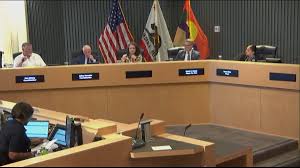 Palm Springs City Council continues discussion on possibly switching to elected mayor